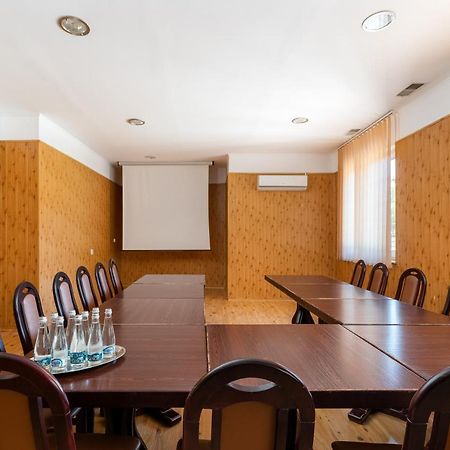 Hotel Ruczaj Krasków Eksteriør bilde