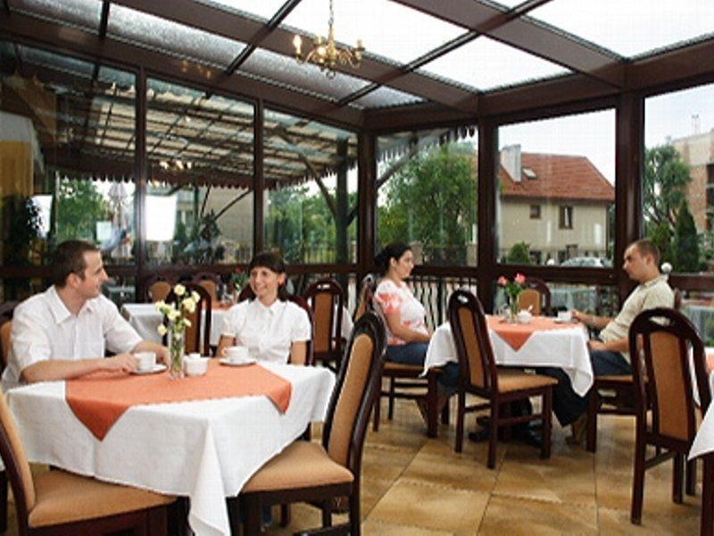Hotel Ruczaj Krasków Eksteriør bilde