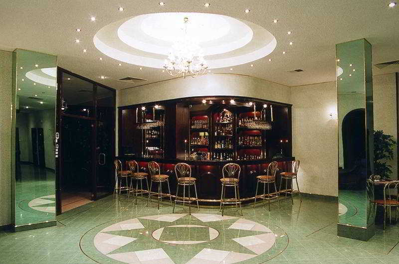 Hotel Ruczaj Krasków Restaurant bilde